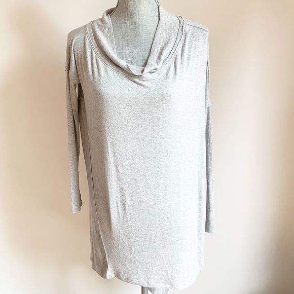 Free People We the Free oversized long sleeve top fits extra small to medium - Picture 1 of 8